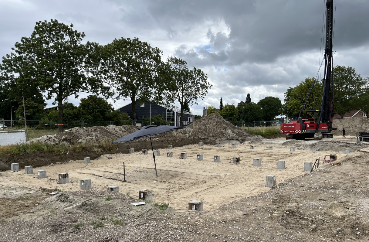 De heipalen zitten erin!