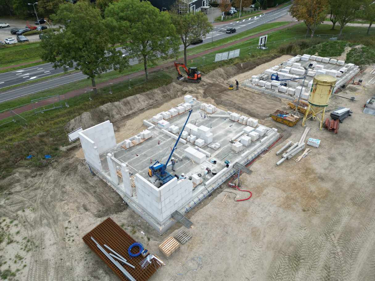 Plaatsen kalkzandstenen