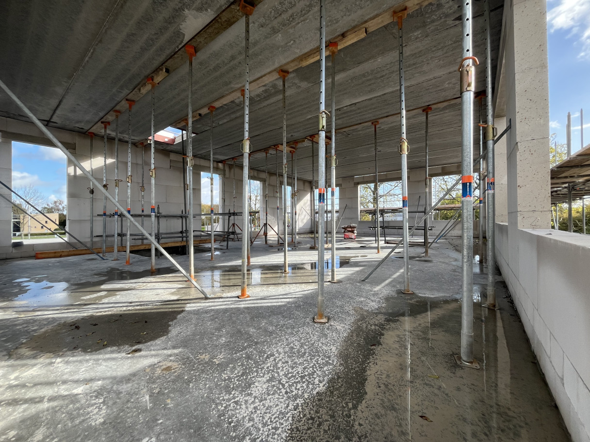 Dak eerste verdieping